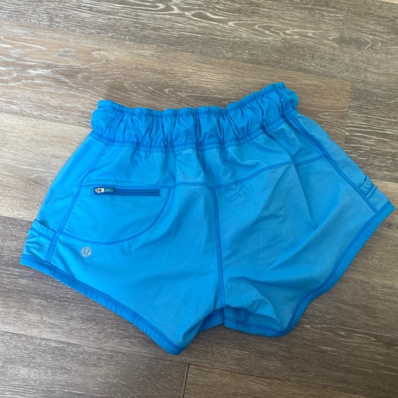 Lululemon Work It Out Short Beach Blanket Blue Size 4 - Picture 5 of 7